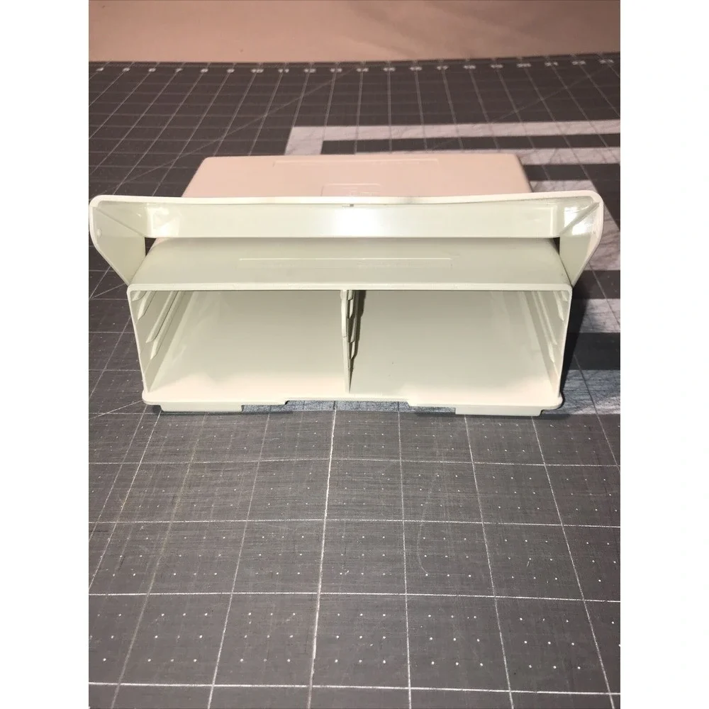 Pampered Chef 1087 Ultimate Mandoline Slicer‎ Grater 4 Blades + Storage Box